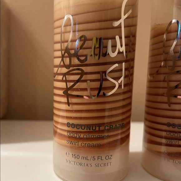 2 Rare Victoria's Secret Beauty Rush Swirl Glimmer Cream in Coconut Craze - Picture 3 of 3
